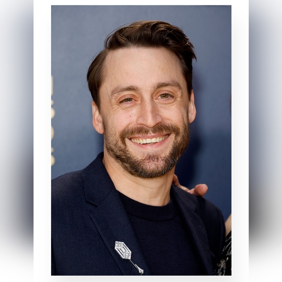 Monet Heavy Electroplate Signed Snowflake Unisex Vintage Rhinestone Brooch Pin - Picture 10 of 11